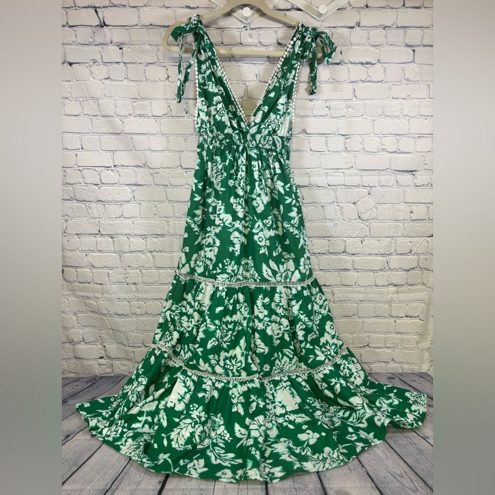 Lulus Sweet Spectacle Green Floral Tie-Strap Boho Wedding Party Maxi Dress S